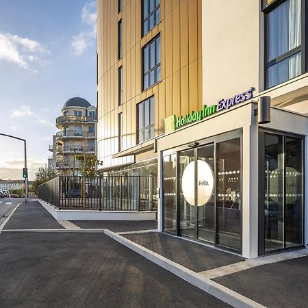 Holiday Inn Express Paris - Poissy By Ihg Exterior foto